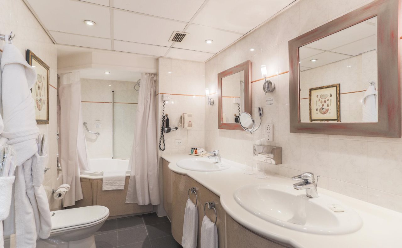 1 Hotel Mayfair - 5