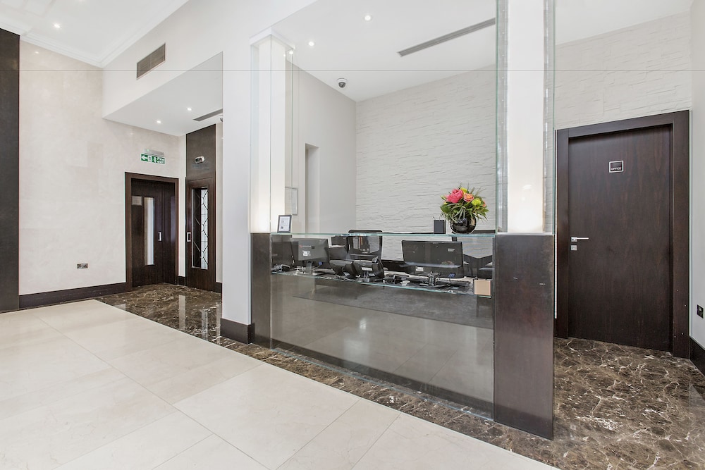 130 Queen's Gate Apartments - 4
