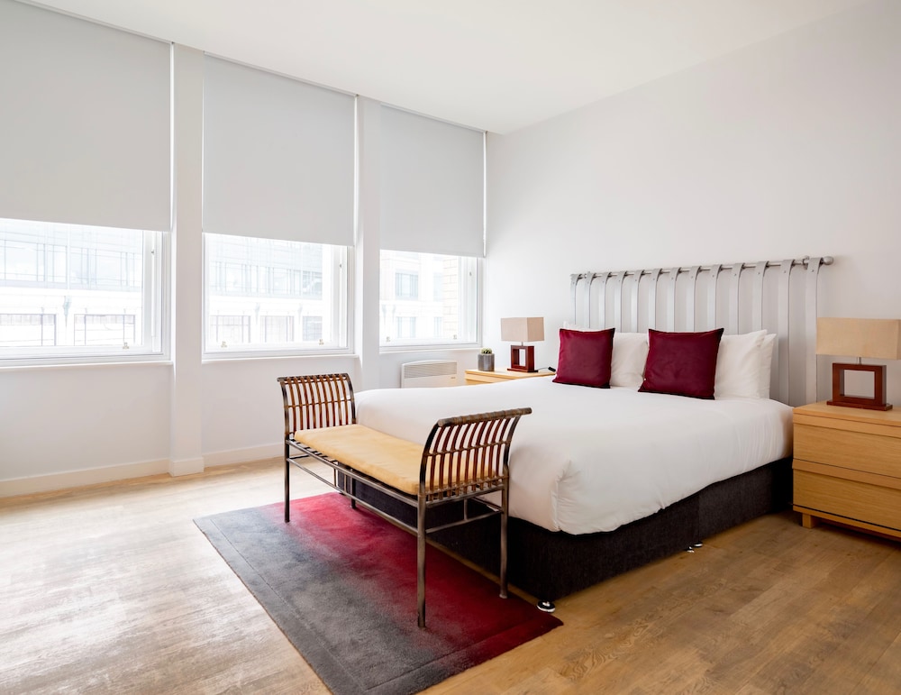 196 Bishopsgate - 4