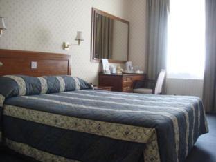 2 Chesham Hotel - 3