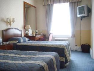 2 Chesham Hotel - 4
