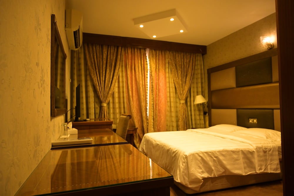 ABJAD CROWN HOTEL - 3