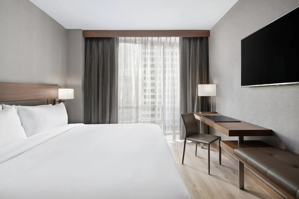 AC Hotel by Marriott New York Downtown - 3