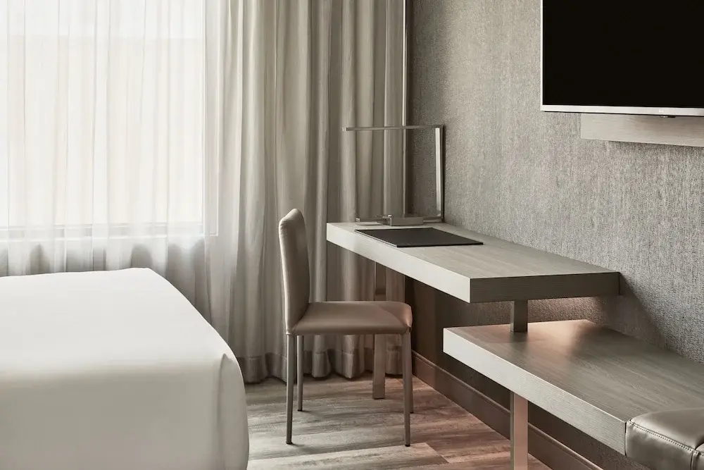 AC Hotel by Marriott San Diego Downtown Gaslamp Quarter - 4