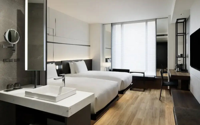 AC Hotel by Marriott Tokyo Ginza - 5