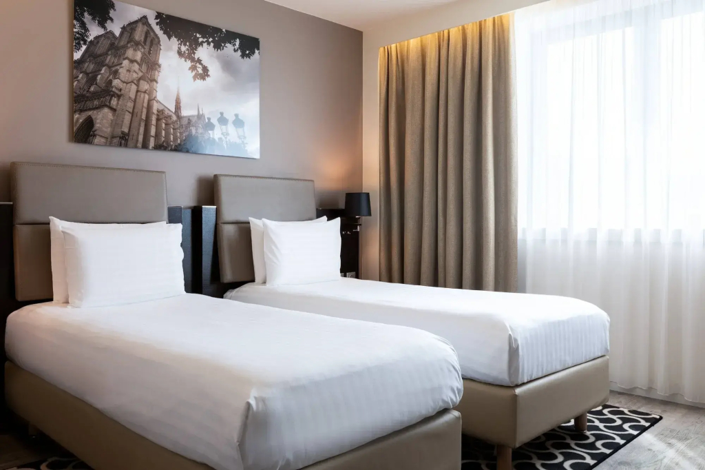 AC Porte Maillot Hotel - 5
