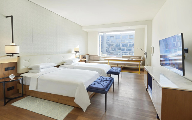 ANDAZ DELHI, BY HYATT - 4