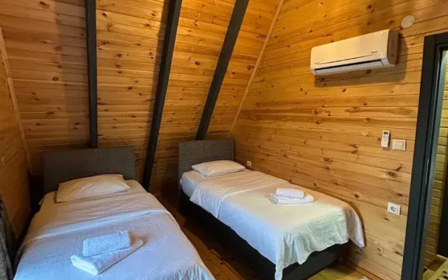 AZHARA BUNGALOV - 4