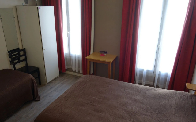 Acacia Hotel - 3