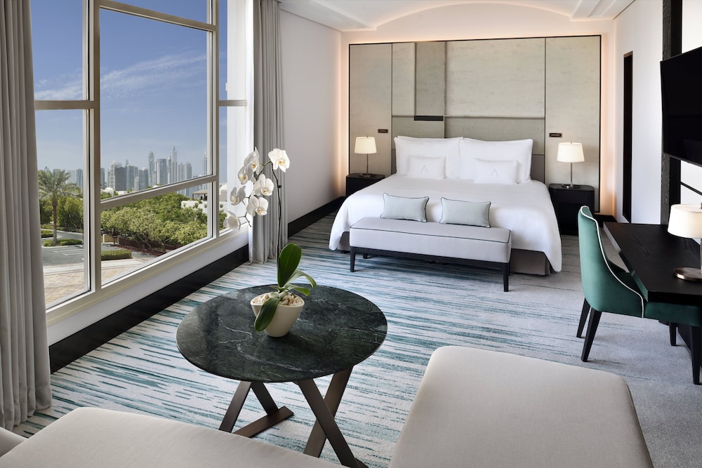 Address Montgomerie - 2