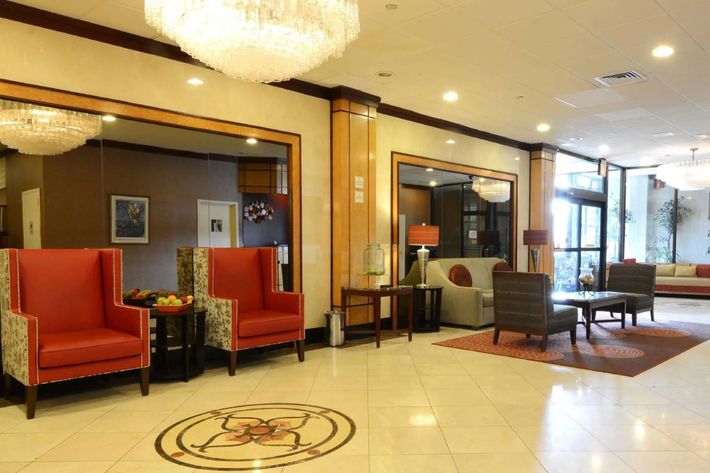 Adria Hotel And Conference Center - 2