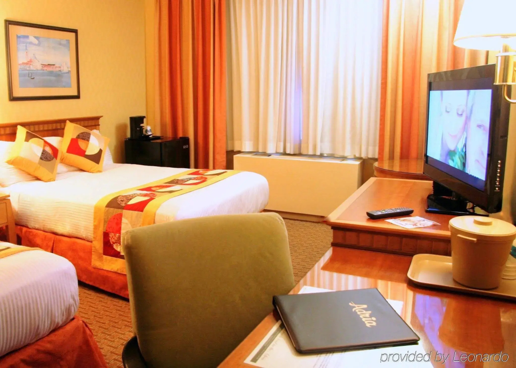 Adria Hotel And Conference Center - 4