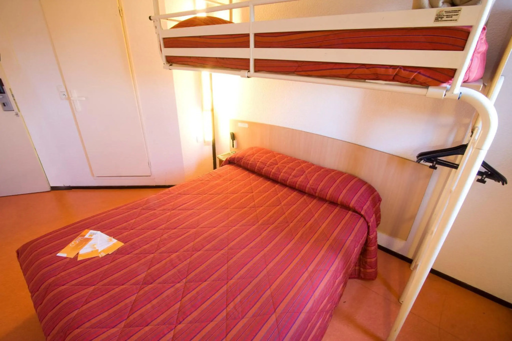 Agate Hotel - 3