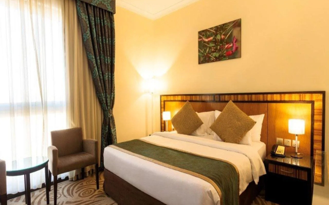 Al Majaz Premiere Hotel Apartment - 3