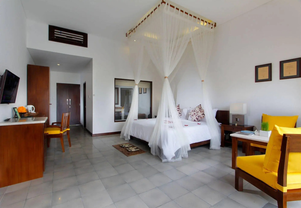 Alam Puisi Villa - 4