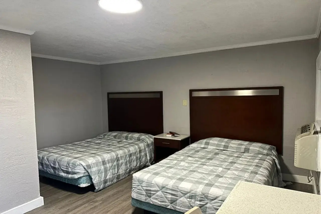 Alamo Oasis Inn And Suites By Oyo San Antonio - 2