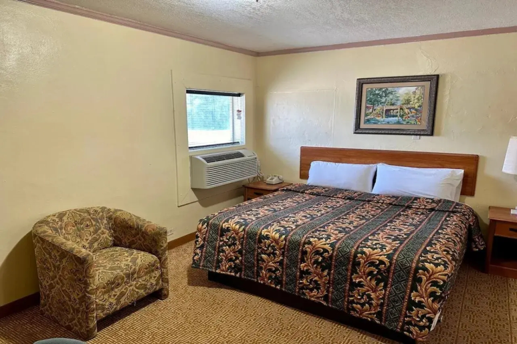 Alamo Oasis Inn And Suites By Oyo San Antonio - 3