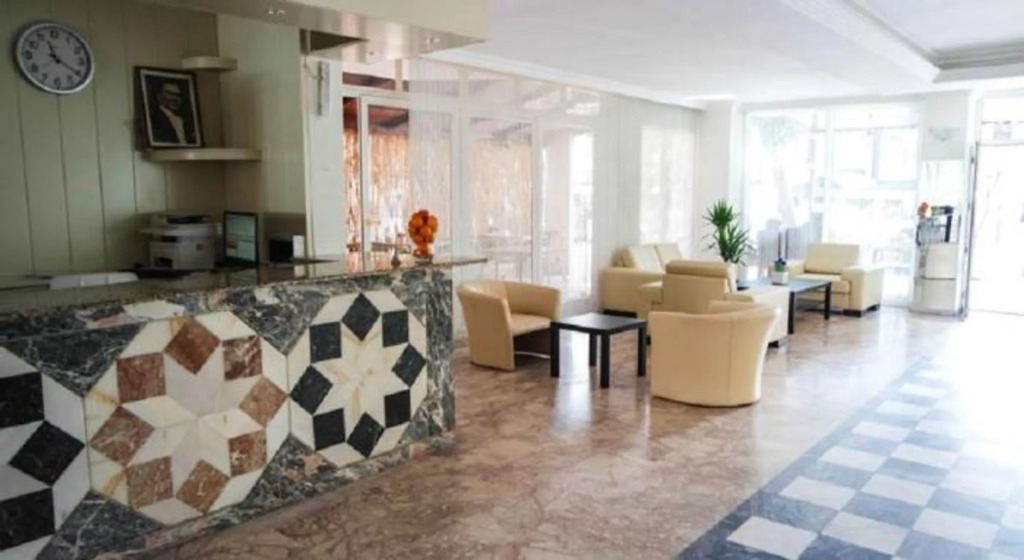 Ale Park Hotel - 2