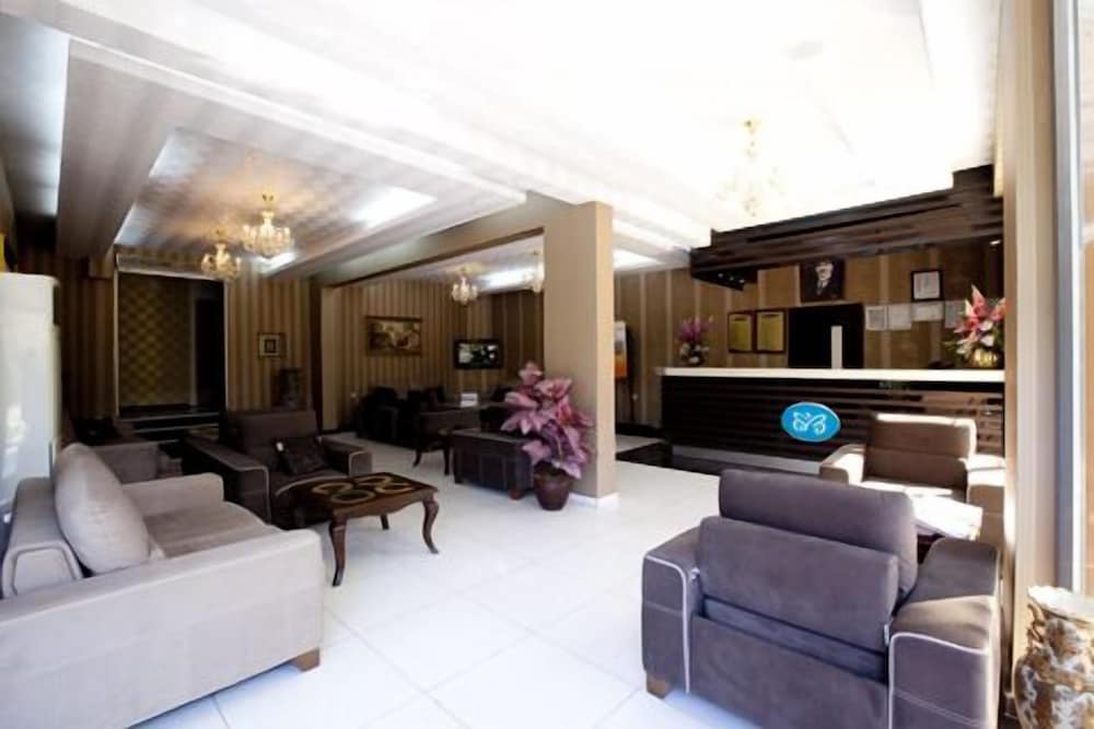 Aleria Belport Beach Hotel - 2