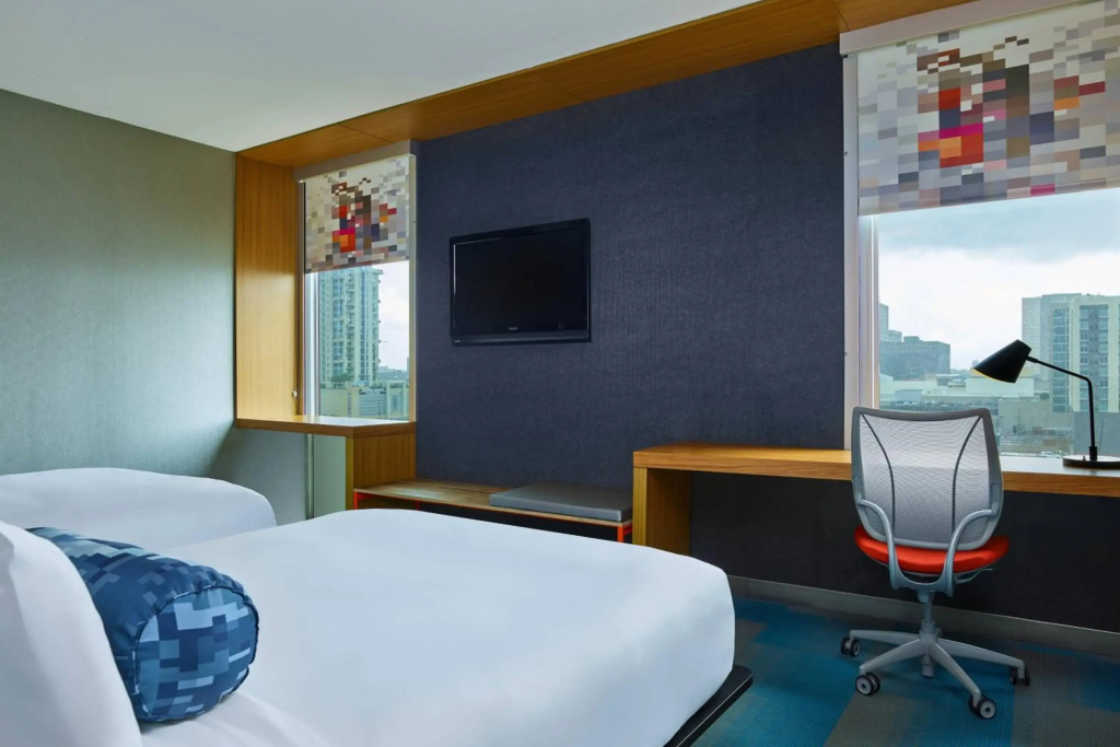 Aloft Houston by the Galleria - 3