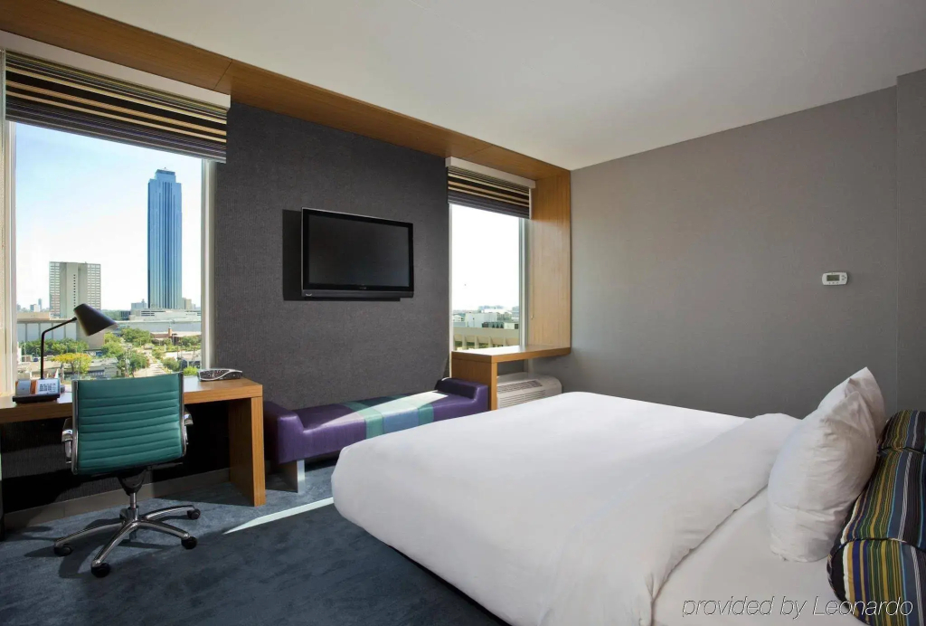Aloft Houston by the Galleria - 4