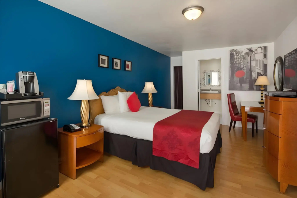 Alpine Inn And Suites - 4