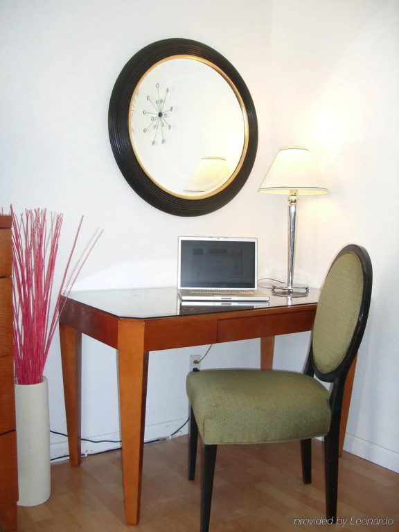 Alpine Inn And Suites - 5