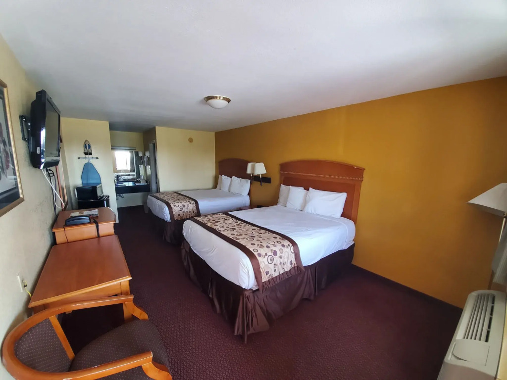 Americas Best Value Inn AT&T Center - 4