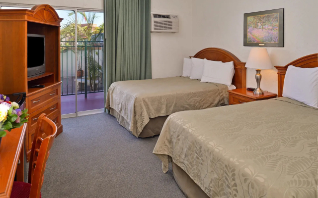Americas Best Value Inn Loma Lodge - 5