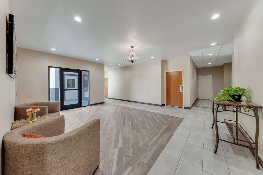 Americas Best Value Inn San Antonio Downtown Riverwalk - 2