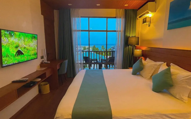 Araamu Hotels Maldives - 4