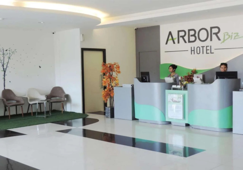Arbor Biz Hotel - 2