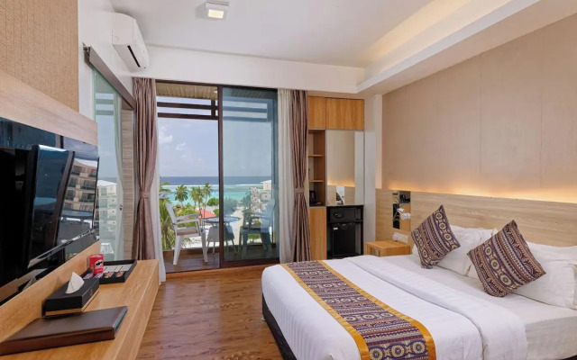Arena Beach Hotel - 2
