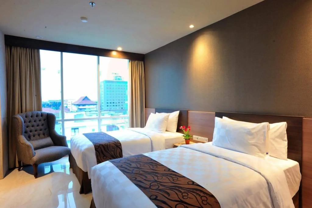 Aria Centra Hotel Surabaya - 4