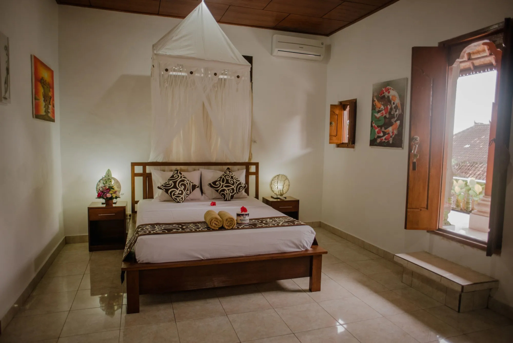 Artha Dewata Home Stay - 4