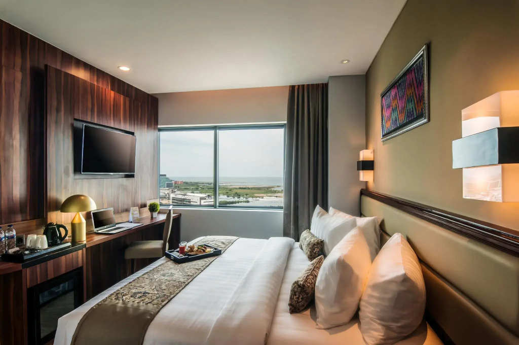 Arthama Hotels Losari Makassar - 4