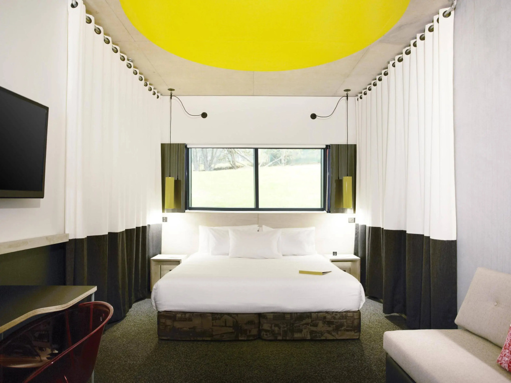 Atura Blacktown - 2
