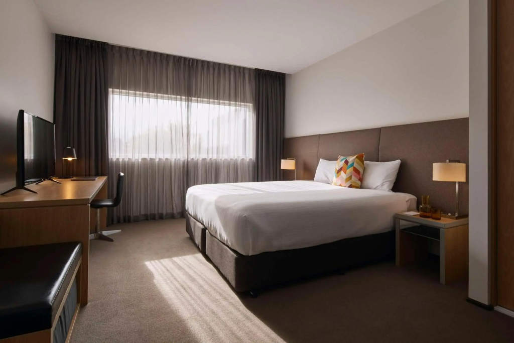 Atura Dandenong - 4