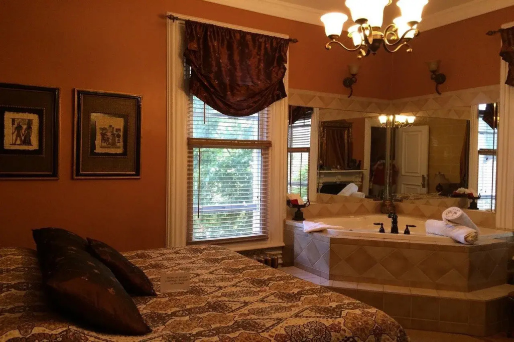 Auberge McGee's Inn - 3