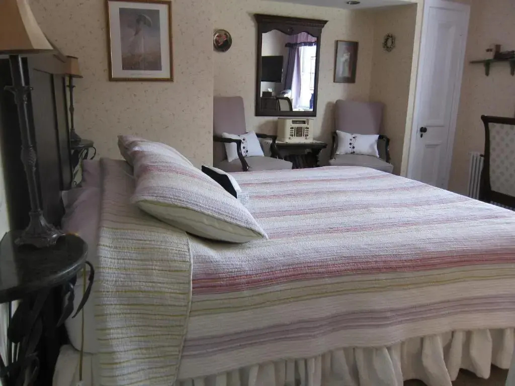 Auberge McGee's Inn - 5