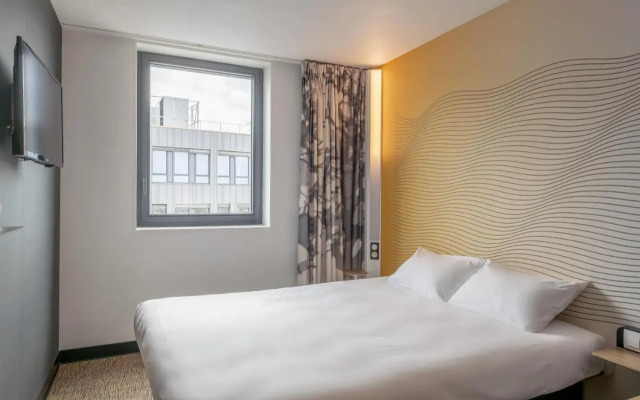 B&B HOTEL BORDEAUX Centre Gare St-Jean - 4