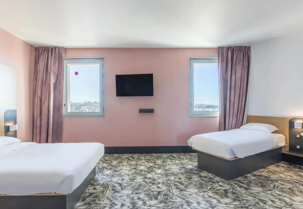 B&B HOTEL Marseille Les ports - 4