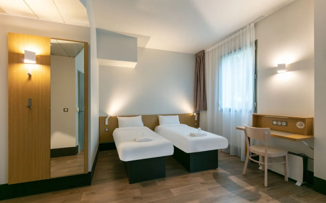 B&B HOTEL Toulouse Basso Cambo - 5