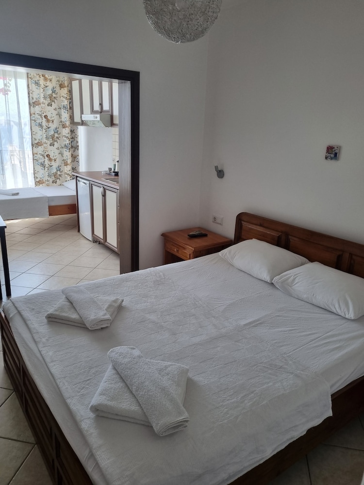 BERG OTEL - 4