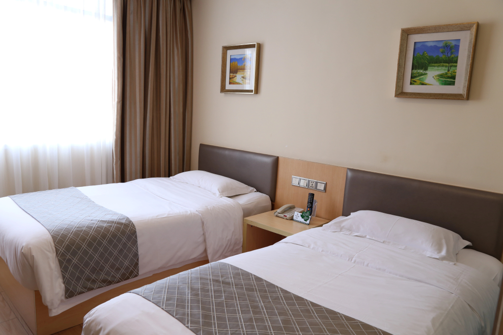 Baiyun City Hotel - 3
