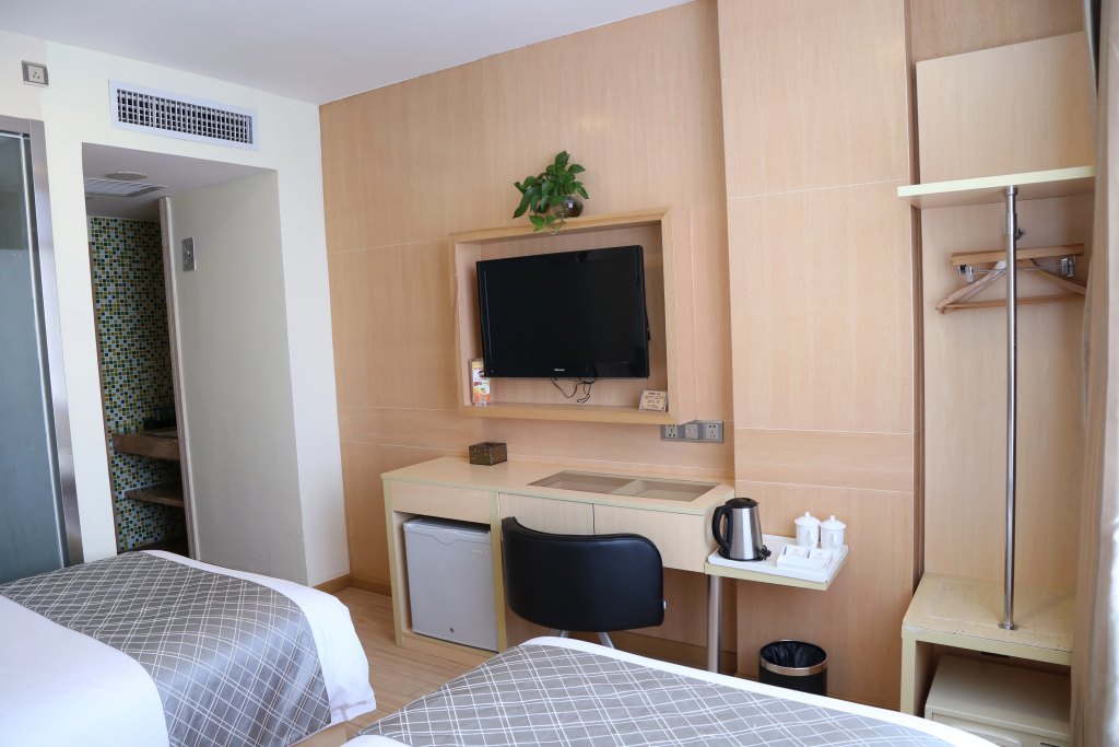Baiyun City Hotel - 4