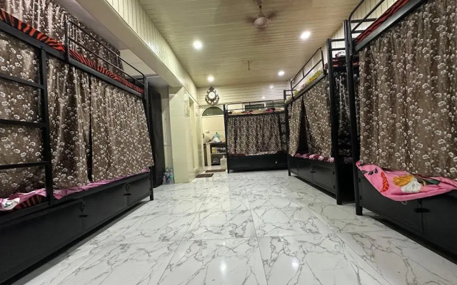 Balaji Dormitory In Andheri - 5