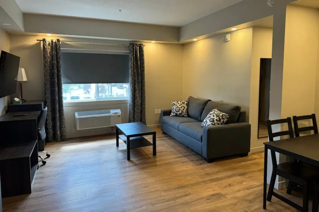 Baymont By Wyndham West Edmonton - 2