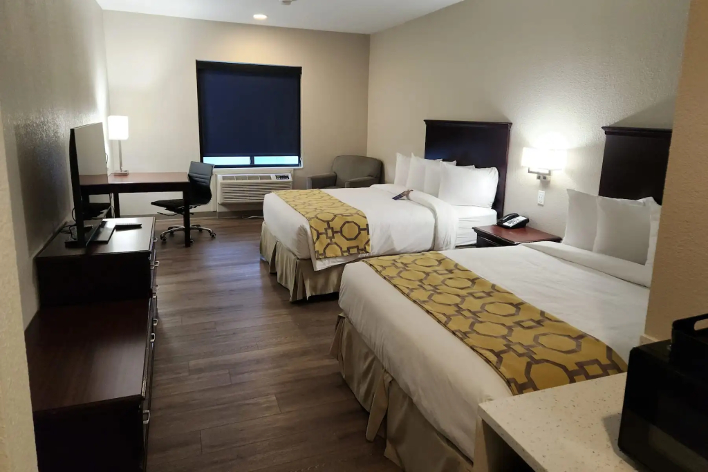 Baymont by Wyndham Houston Brookhollow - 3