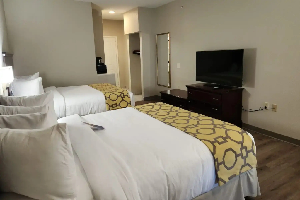 Baymont by Wyndham Houston Brookhollow - 5